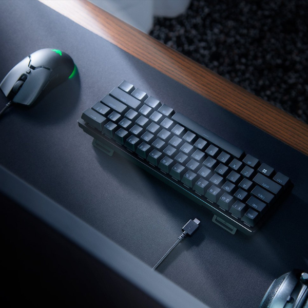 Razer Huntsman Mini Analog – US 60% Gaming Keyboard with Analog Optical Switches,Black