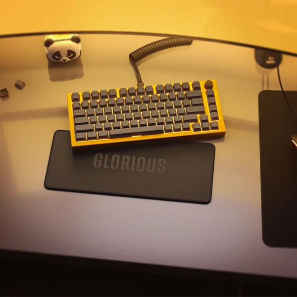 Glorious Sound Dampening Keyboard Mat 75% TKL - Black