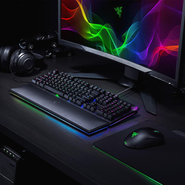 Razer Huntsman Elite – Clicky Optical Switch (Purple) – US Gaming Keyboard with Razer™ Optical Switches