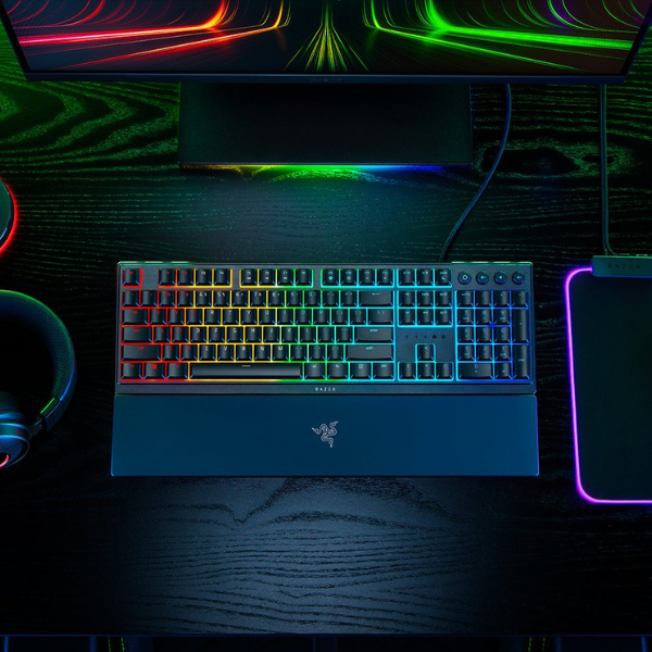 Razer Ornata V3 – US Low-profile Mecha-membrane RGB Keyboard