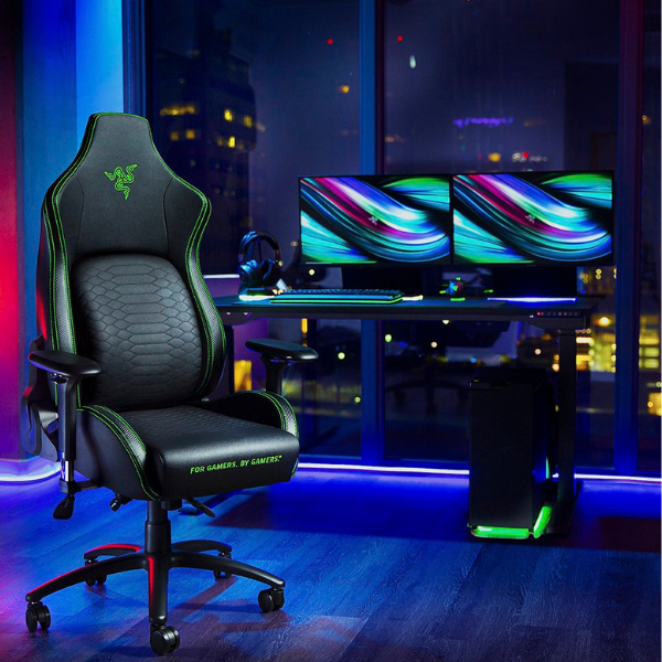 Razer Iskur - Black / Green Gaming Chair with Built-in Lumbar Support