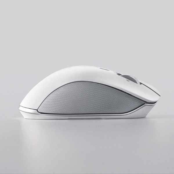 Razer Pro Click High-precision ergonomic wireless mouse for productivity,Black