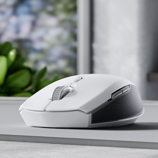 Razer Pro Click Mini Portable Wireless Mouse for Productivity,White