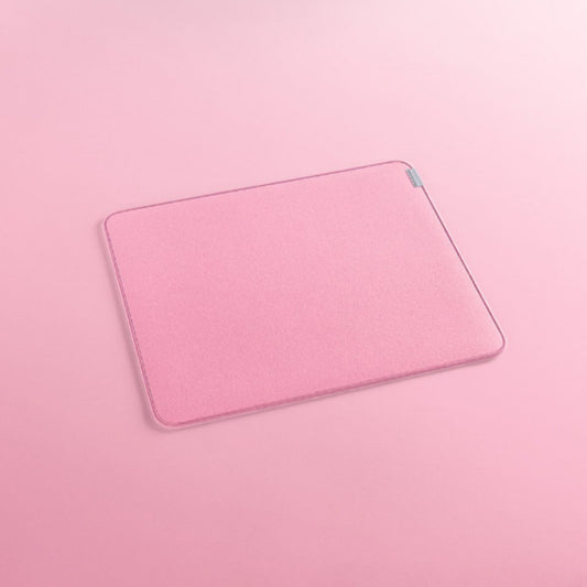 Razer Strider - Large - Quartz Hybrid mouse mat with a soft base and smooth glide