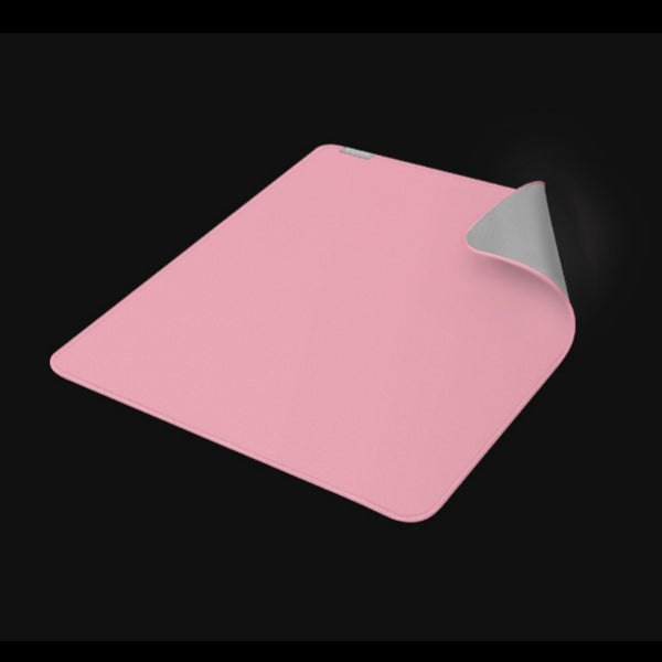 Razer Strider - Large - Quartz Hybrid mouse mat with a soft base and smooth glide