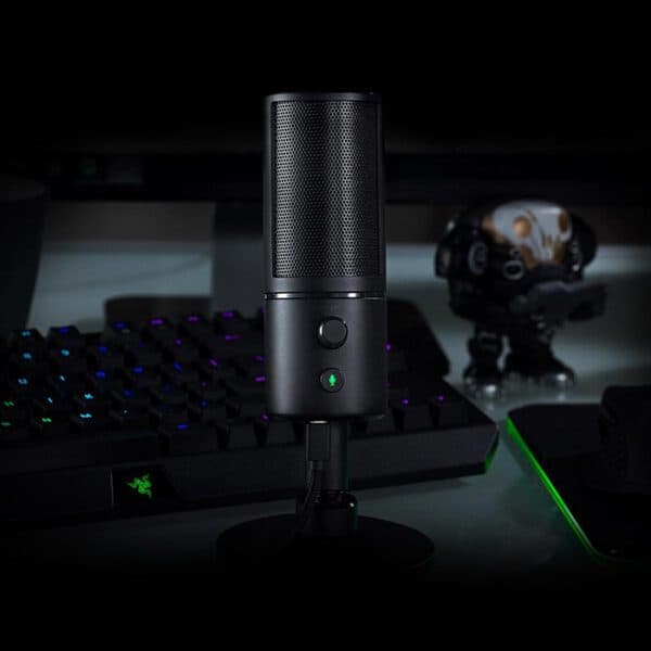 Razer Seiren X Cardioid Condenser Streaming USB Desktop Microphone
